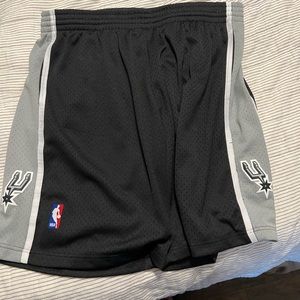 Mitchell & Ness shorts